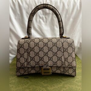 GUCCI x BALENCIAGA HACKER PROJECT SMALL HOURGLASS